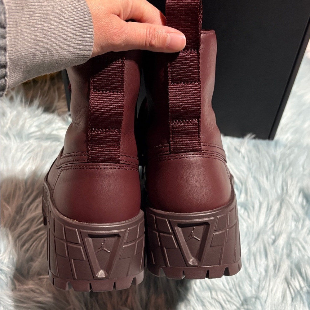 NIB Nike Air Jordan 1 Brooklyn High Burgundy Crush Sz 7 - Picture 6 of 10
